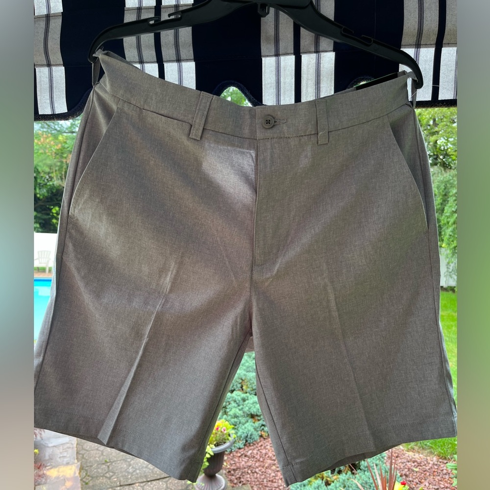PGA TourMen’s Golf Shorts
